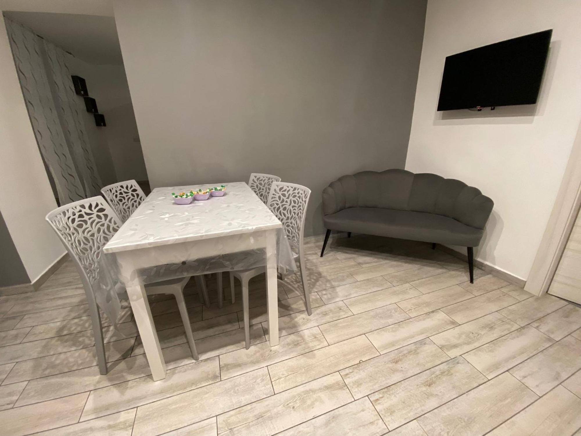 Casa Vacanze Figurelle Наполи Екстериор снимка